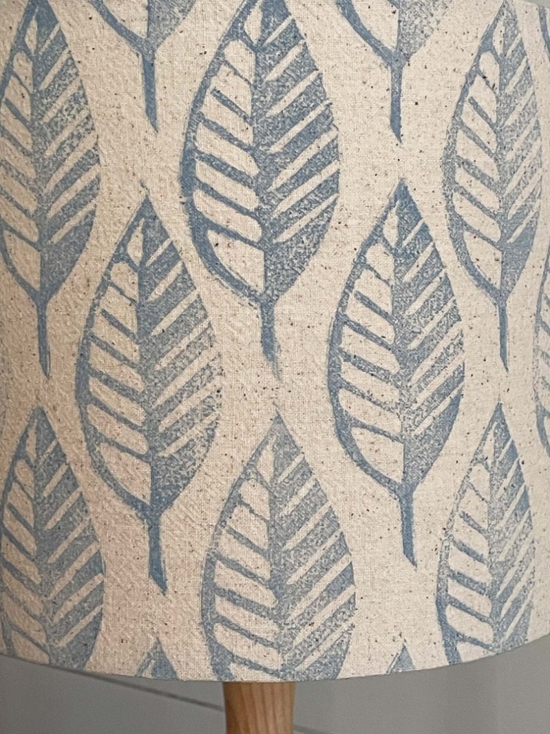 Lino blue leaf4